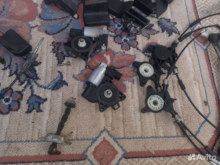 Моторчик стеклоподьемника мазда 3,6, cx-7, mps