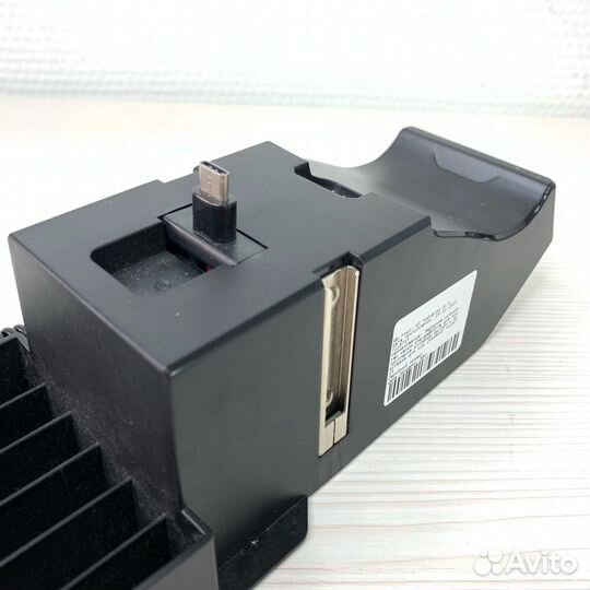 Зарядное устройство Venom Charge&Store для контрол