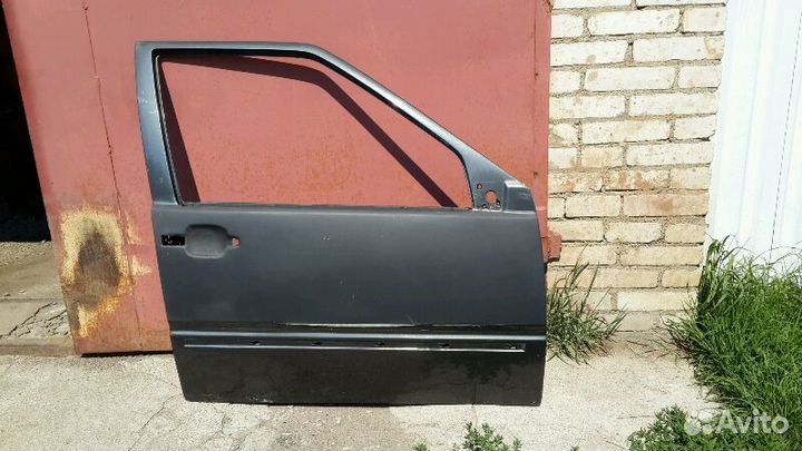 Дверь правая передняя от Вольво 850