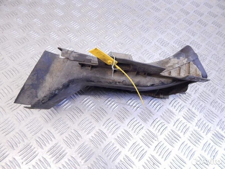 Воздуховод пластмассовый BMW E46