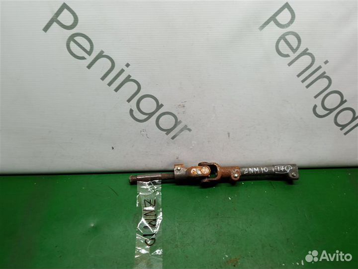 Рулевой карданчик Toyota Isis ZNM10