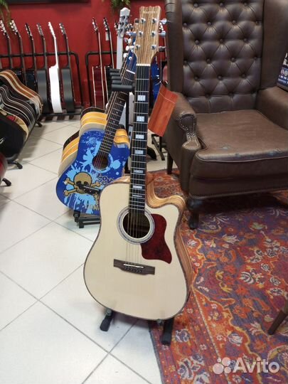 Гитара электроакустика Martinez W-124