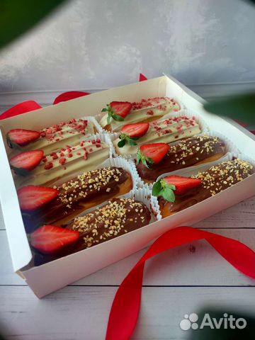 Эклеры / заварные пирожные / десерт