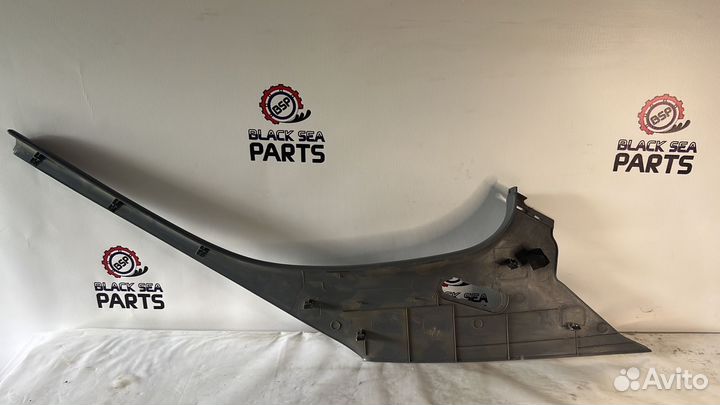 Обшивка стойки Hyundai Accent задняя правая
