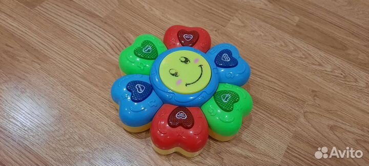 Развивающие игрушки для малышей