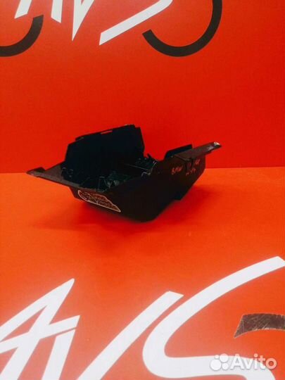 Пластик подрамника BMW S1000RR 10-14