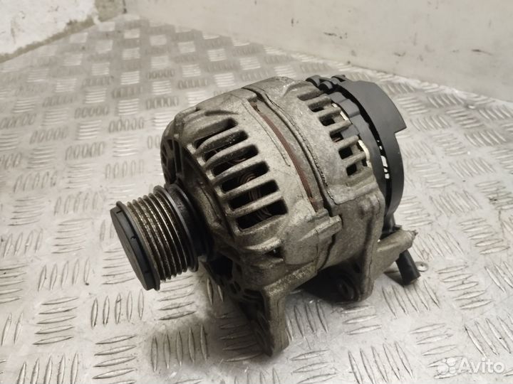 Генератор Volkswagen Golf 4 Skoda Octavia