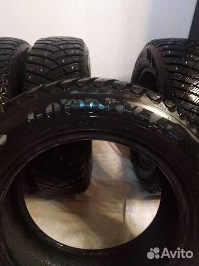 Goodyear Ultragrip Ice Arctic 185/65 R15 88T