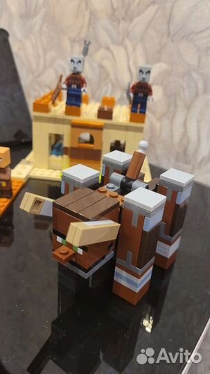 Lego Minecraft 21160 Патруль разбойников