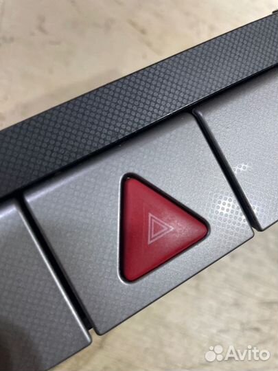 Подстаканник Volkswagen Passat 3C5 BVY 2005-2010