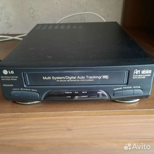 Видеомагнитофон