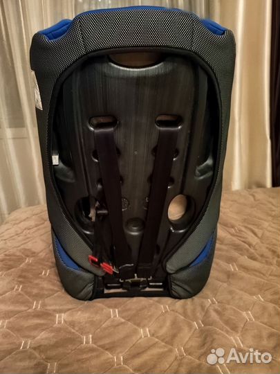 Автомобильное детское кресло от 9 до 36 кг