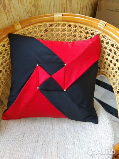 Декоративные наволочки на диванную подушку