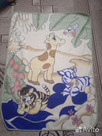 Детское: плед, одеяла, постельное белье