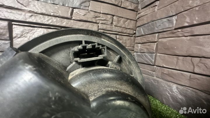 Мотор печки Caravella