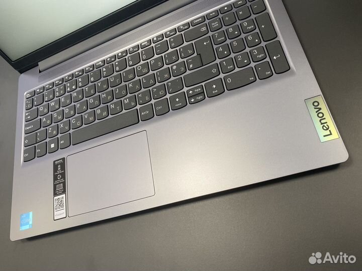 Новый Lenovo IdeaPad Slim 3 15IRU8 +