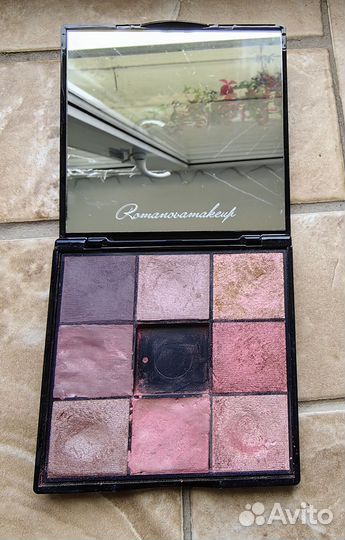 Палитра теней romanovamakeup