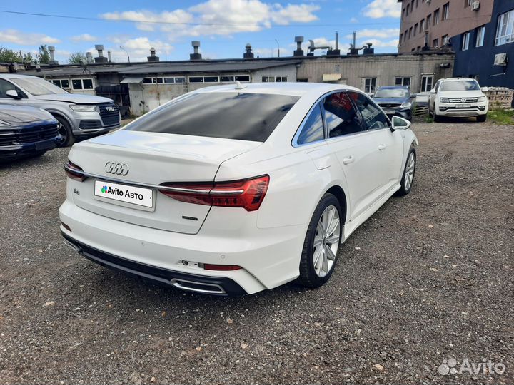 Audi A6 2.0 AMT, 2019, битый, 180 000 км