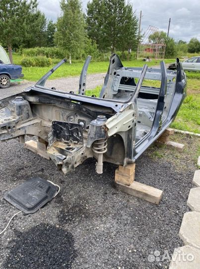 Кузов по частям Renault Logan 1