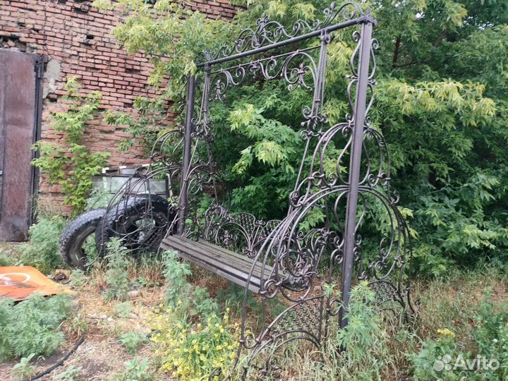 Качели садовые металлические