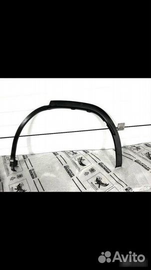 Накладка крыла задняя левая Lexus Rx 4