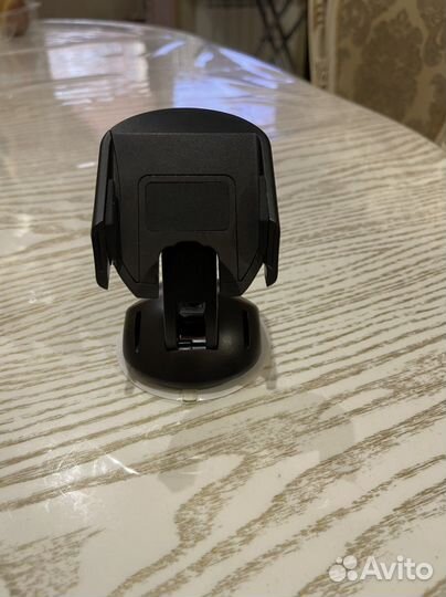 Держатель для телефона в машину новый