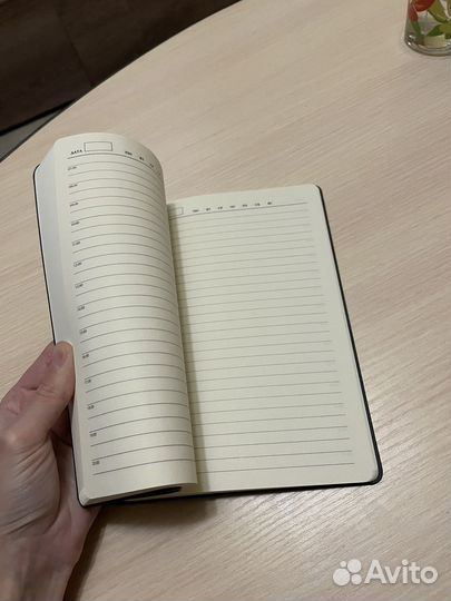 Блокноты ежедневники