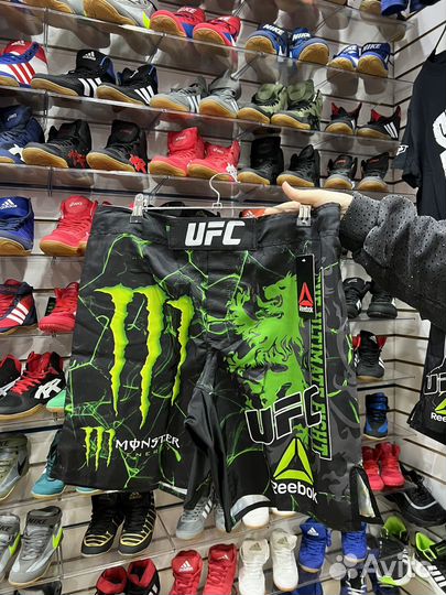 Шорты UFC