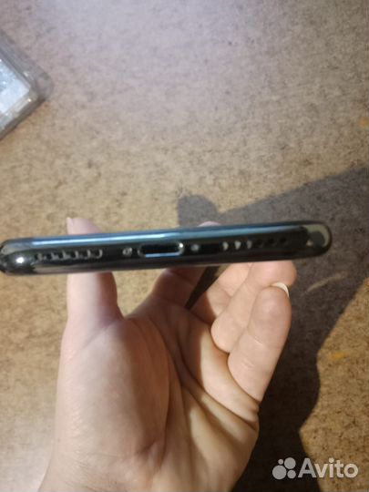 iPhone X, 64 ГБ