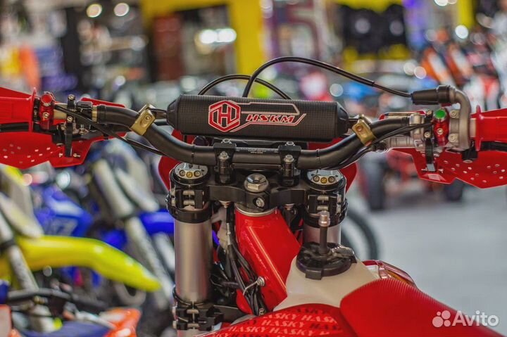 Hasky F7 Racing 182MN 300cc 2023