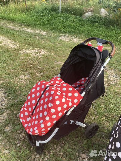 Прогулочная коляска