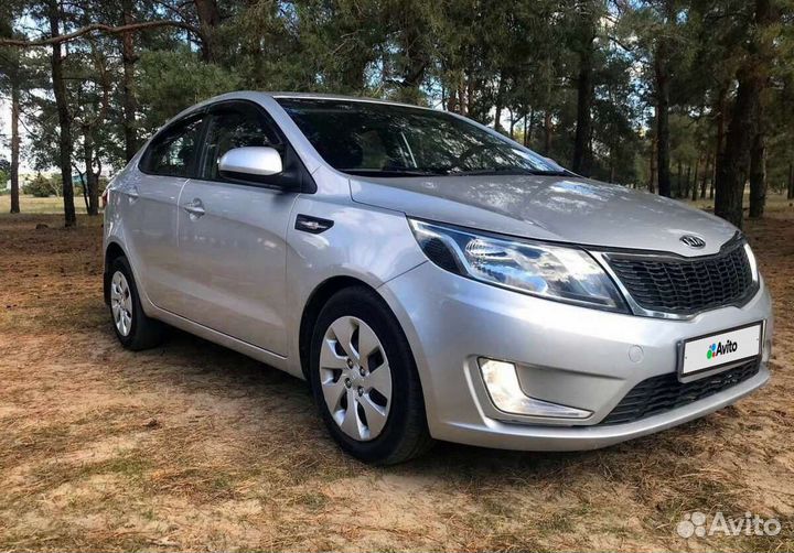 Rio 12. Kia Rio 3. Киа Рио 3 поколения. Kia Rio 2014. Киа Рио 12 года.