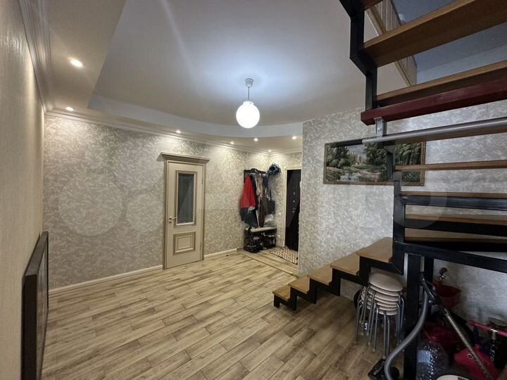 3-к. квартира, 150 м², 12/13 эт.