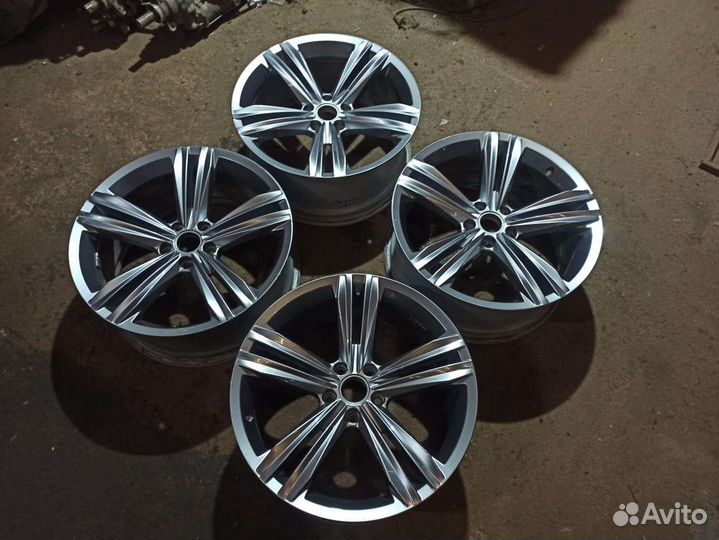Volkswagen tiguan диск r19