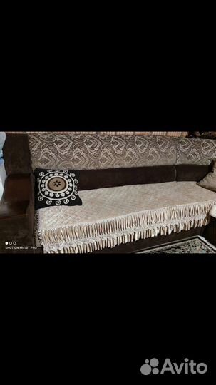 Диван углавой