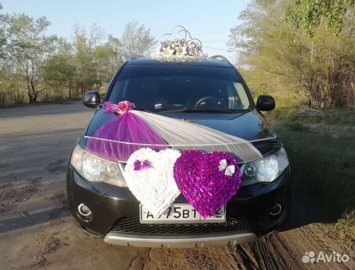 Свадебные украшения на машину