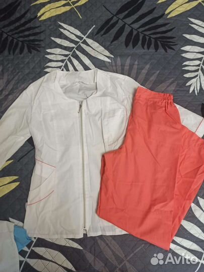 Медицинский костюм