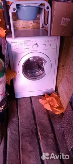 Стиральная машина indesit