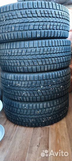 Dunlop SP Winter Ice 07 205/55 R16 94T