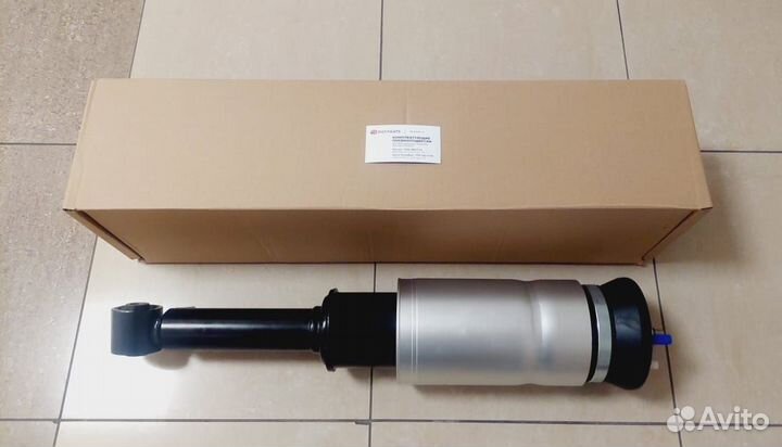 Пневмостойка LR Rover Range D4 L319 без ACE