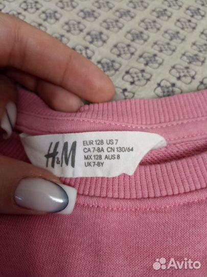 Кофты на девочку H&M 128р