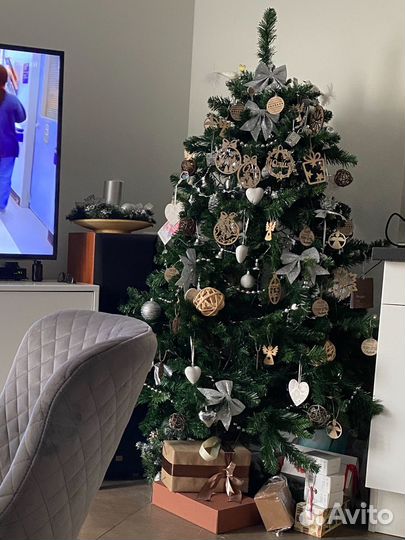 Ёлка искусственная