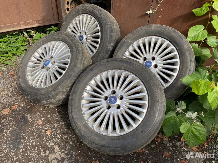 Диски и шины на Ford R16