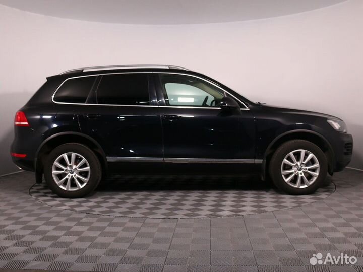 Volkswagen Touareg, 2013