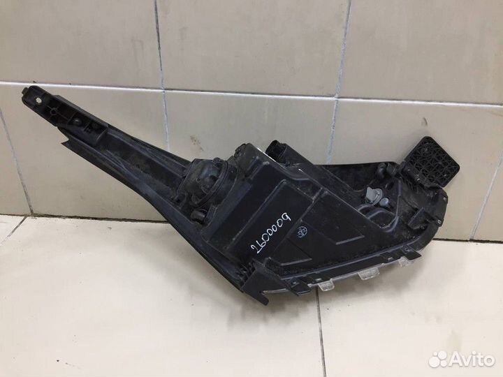 Фара передняя левая Hyundai Creta