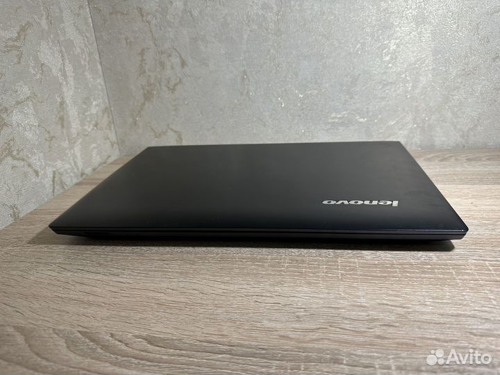 Игровой ноутбук Lenovo i5/1000GB/RadeonR5/hddssd