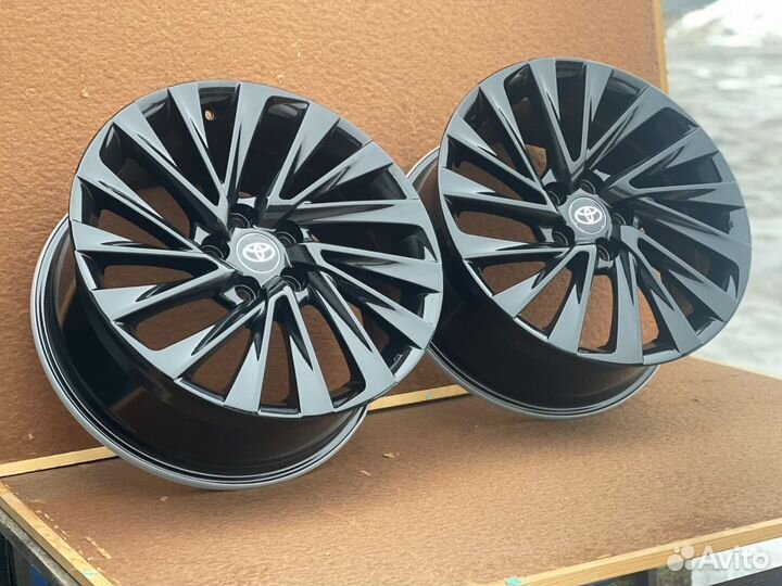 Диски r17 5x114.3 Lexus Toyota Черные вертушки