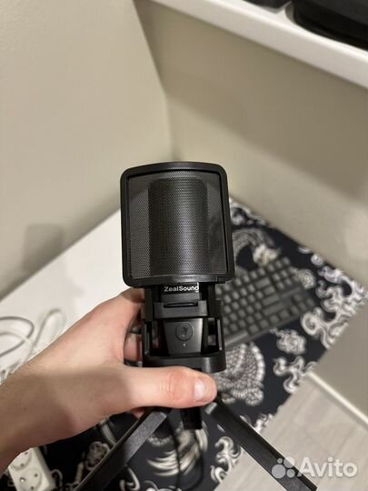 Беспроводная мышь, клавиатура, микрофон, наушники