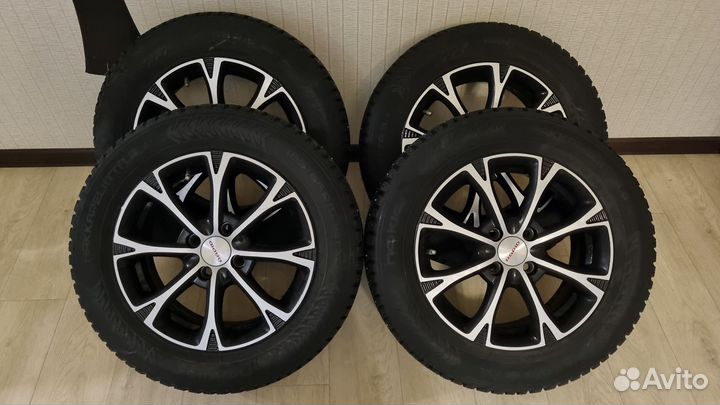 Nokian Tyres Hakkapeliitta 8 185/65 R15 92T