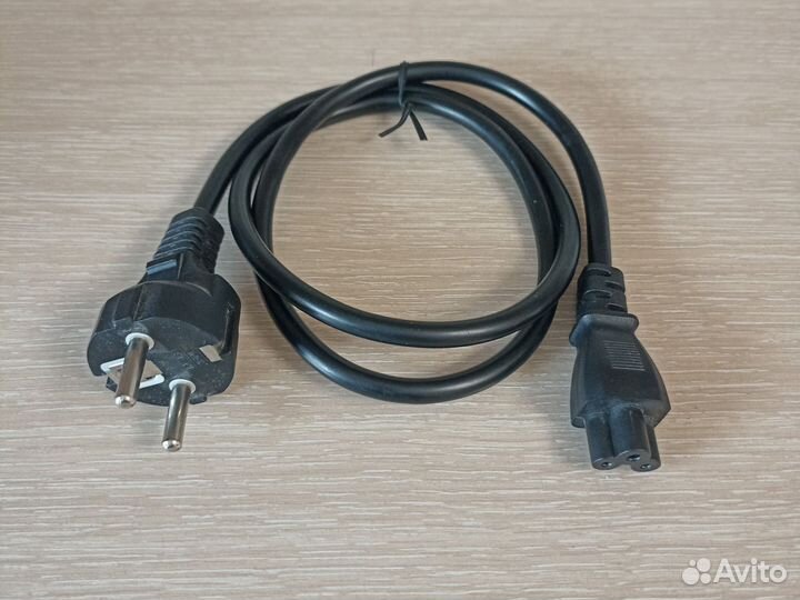 Кабель питания для компьютера 